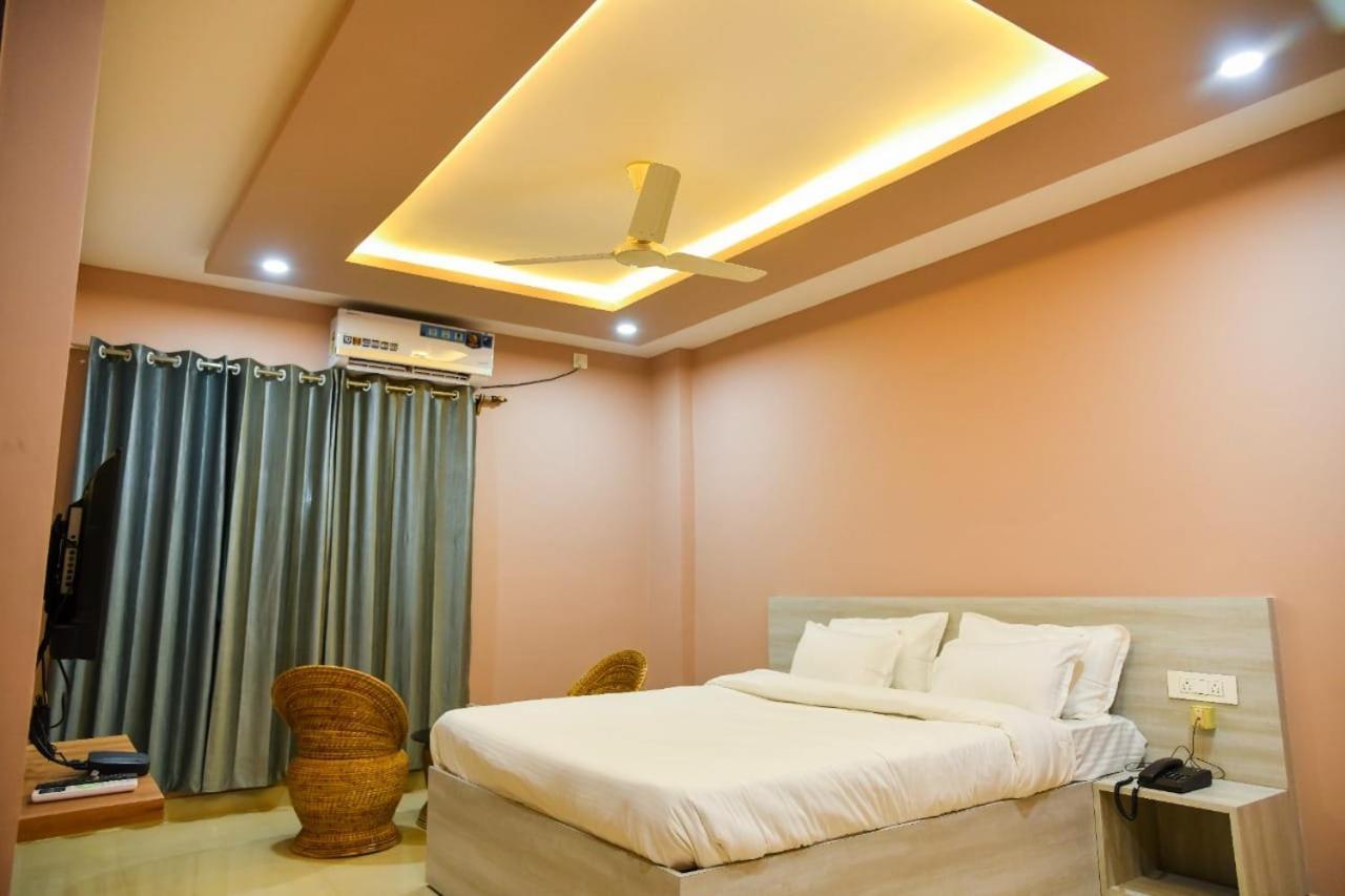 Silver Regency Γουβαχάτι Εξωτερικό φωτογραφία